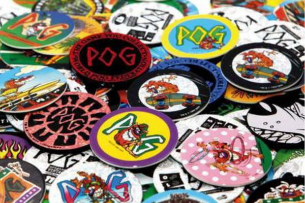 Plein de pogs étalés